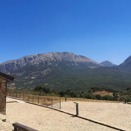 Çiftlik konaklama Foresteria Mongerrati