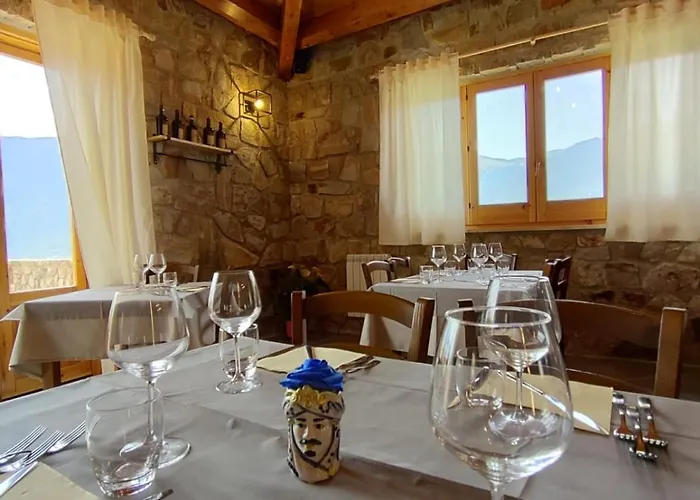 Feriegård Foresteria Mongerrati *