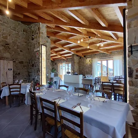 Foresteria Mongerrati Farm stay