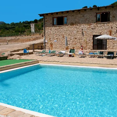 Foresteria Mongerrati Farm stay